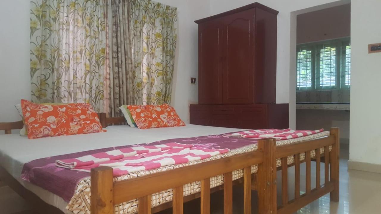 Mango Palace Hotel Varkala Quarto foto